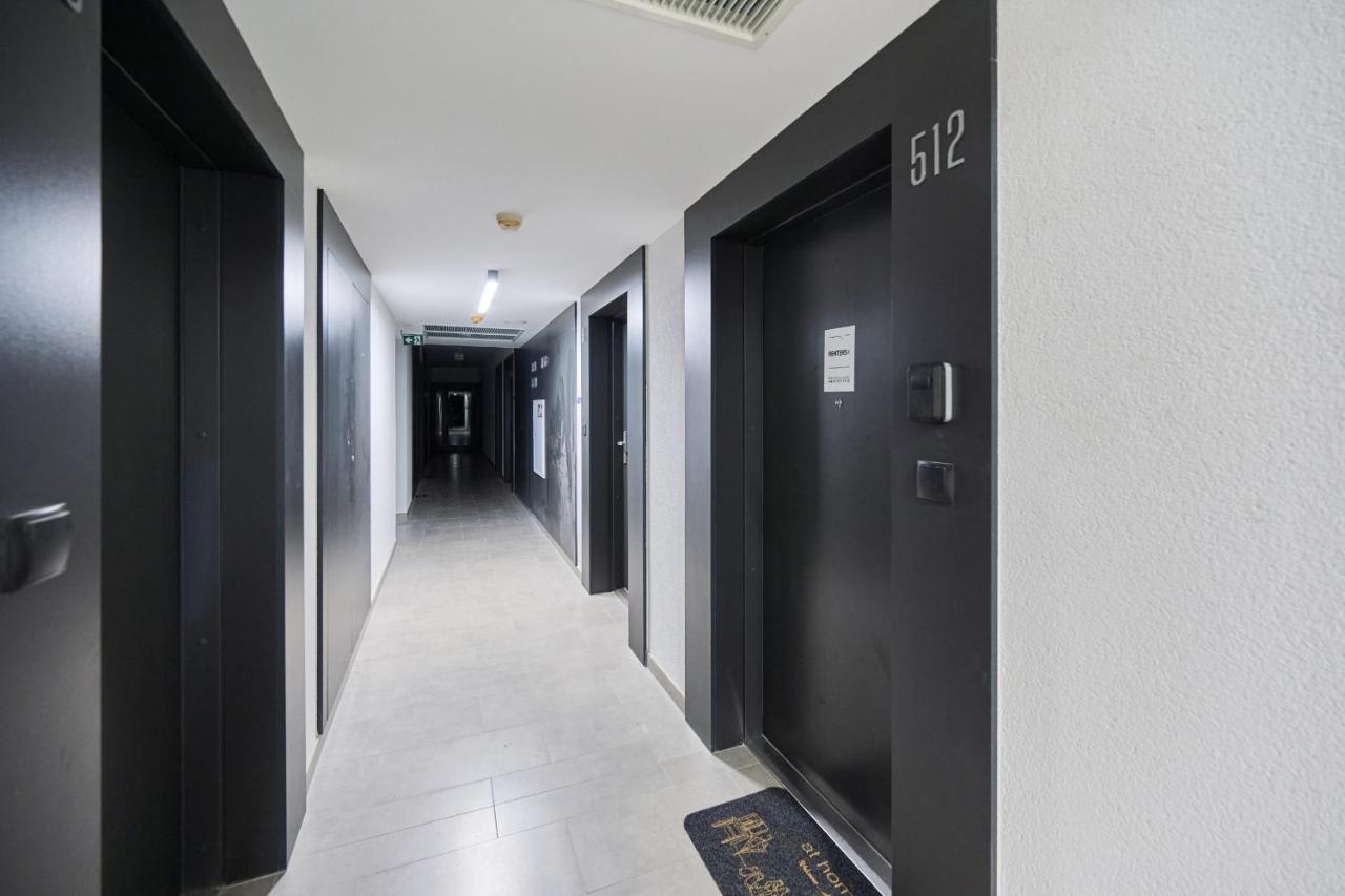 City Panorama Studio Apartments Jaworska 4 By Noclegi Renters Вроцлав Екстериор снимка