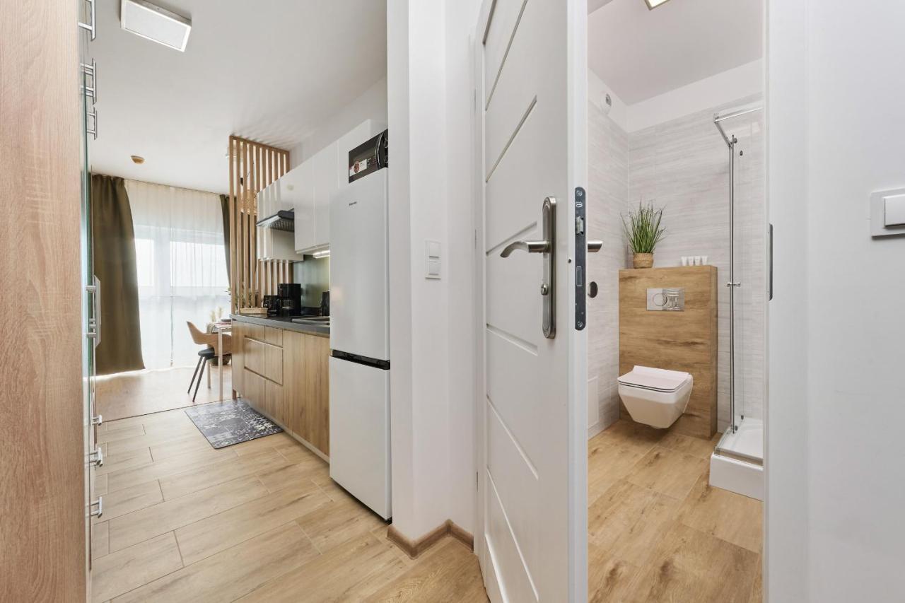 City Panorama Studio Apartments Jaworska 4 By Noclegi Renters Вроцлав Екстериор снимка